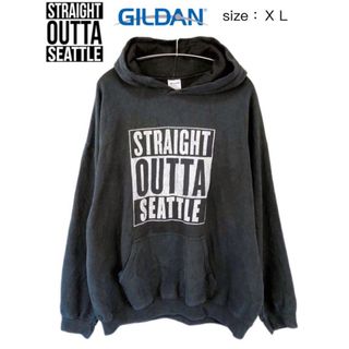 ギルタン(GILDAN)のSTRAIGHT OUTTA SEATTLE　パーカー　XL　黒　USA古着(パーカー)