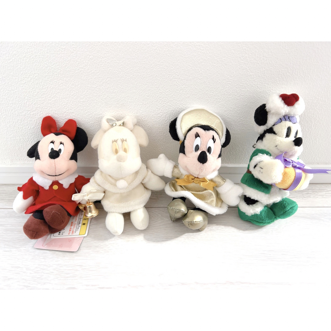 Disney(ディズニー)のTDL クリスマス ミニー ぬいぐるみバッジセット エンタメ/ホビーのおもちゃ/ぬいぐるみ(キャラクターグッズ)の商品写真