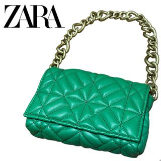 ザラ(ZARA)のZARA グリーン キルティング  ゴールドチェーンバッグ(ショルダーバッグ)