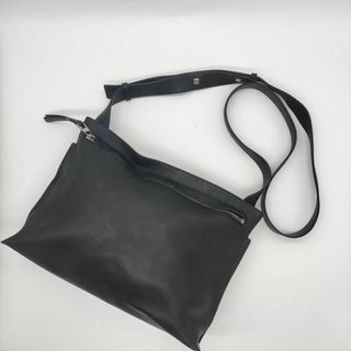 美品 LOEWE ショルダーバッグ メタリックブラック