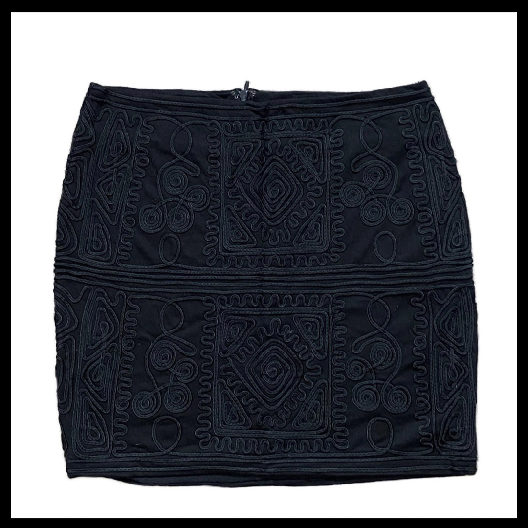 ZARA(ザラ)の新品 リボンテープ タイト ミニ スカート Black レディースのスカート(ミニスカート)の商品写真