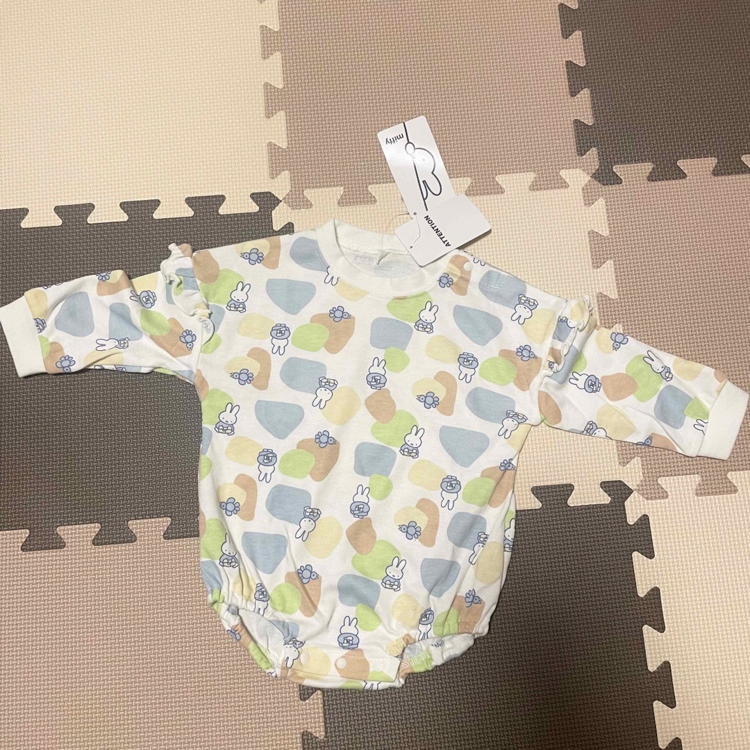 miffy(ミッフィー)の【新品】ミッフィー/ベビー服/ロンパース/80 キッズ/ベビー/マタニティのベビー服(~85cm)(ロンパース)の商品写真