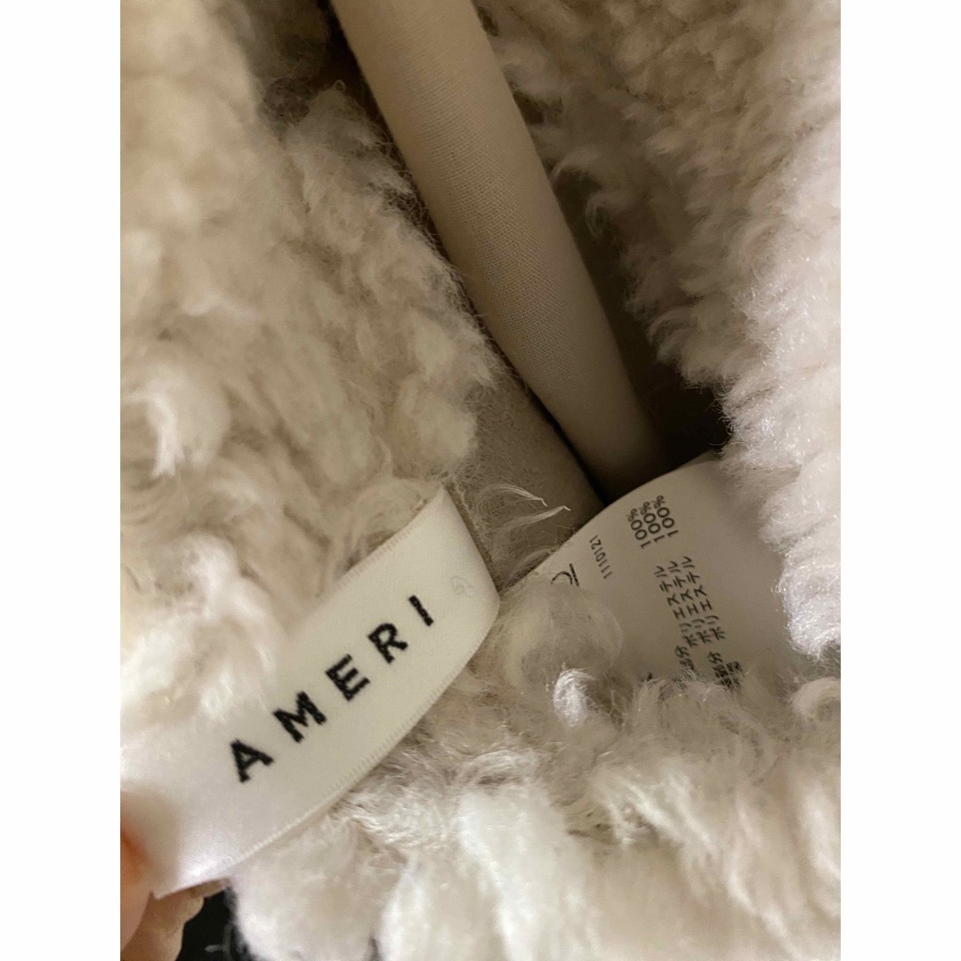 Ameri VINTAGE(アメリヴィンテージ)のAmeri Vintage REVERSIBLE TWIN BOA COAT レディースのジャケット/アウター(ロングコート)の商品写真