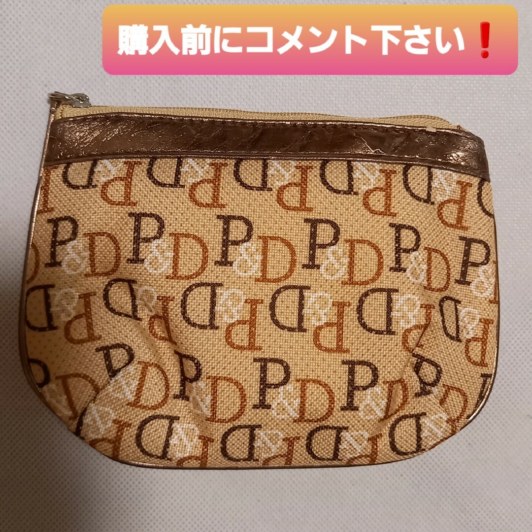 Ｐ＆Ｄ柄の小さなポーチです！ レディースのファッション小物(ポーチ)の商品写真