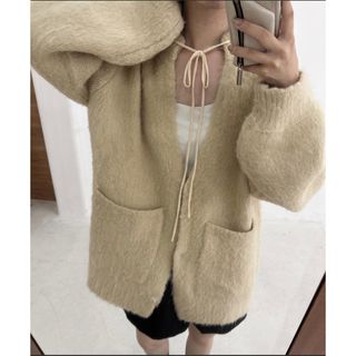 ラウジー(lawgy)のlawgy fluffy knit cardigan  ivory(カーディガン)