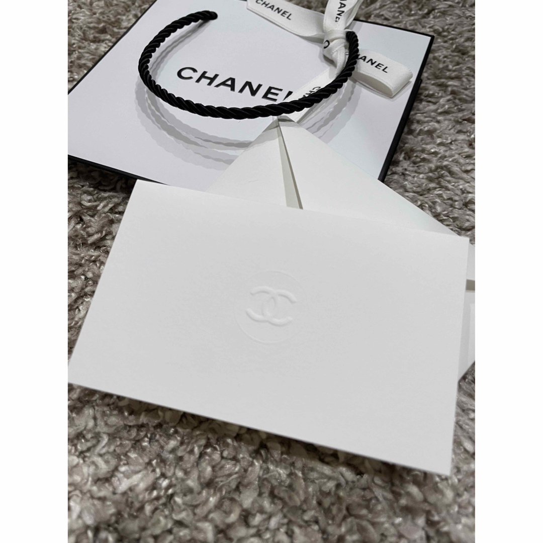 CHANEL(シャネル)のCHANEL ショップ袋　包み紙　メッセージカード レディースのバッグ(ショップ袋)の商品写真