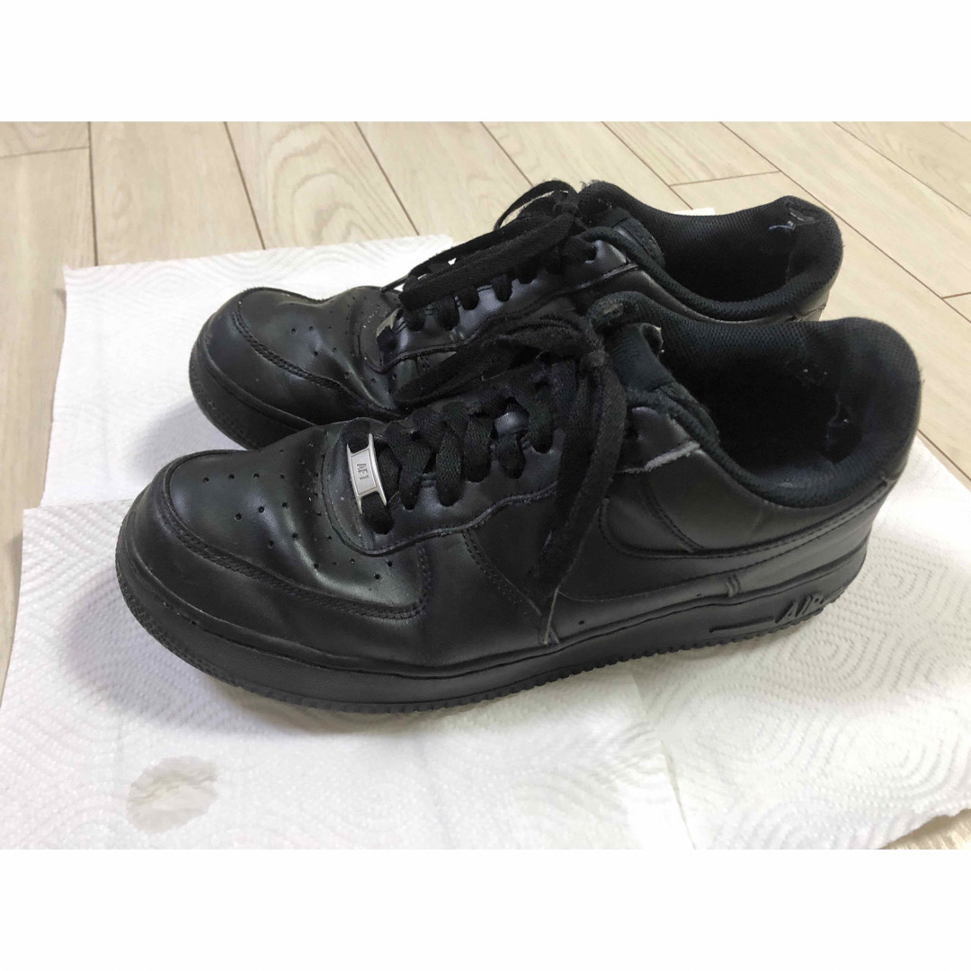 NIKE(ナイキ)のNIKE Air Force One BLACK メンズの靴/シューズ(スニーカー)の商品写真