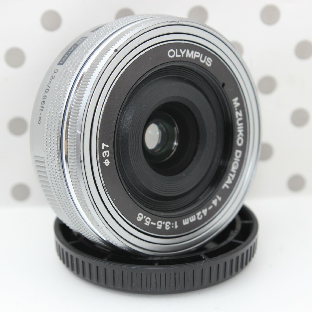 ❤ほぼ新品❤️ OLYMPUS パンケーキレンズ ❤14-42mm シルバー❤️