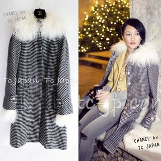 シャネル(CHANEL)のシャネル コート CHANEL 100万超 貴重 グレー モヘア 100% とっても軽くてふんわり暖か リアル ラム ファー100% ロング 34 36 38(ロングコート)