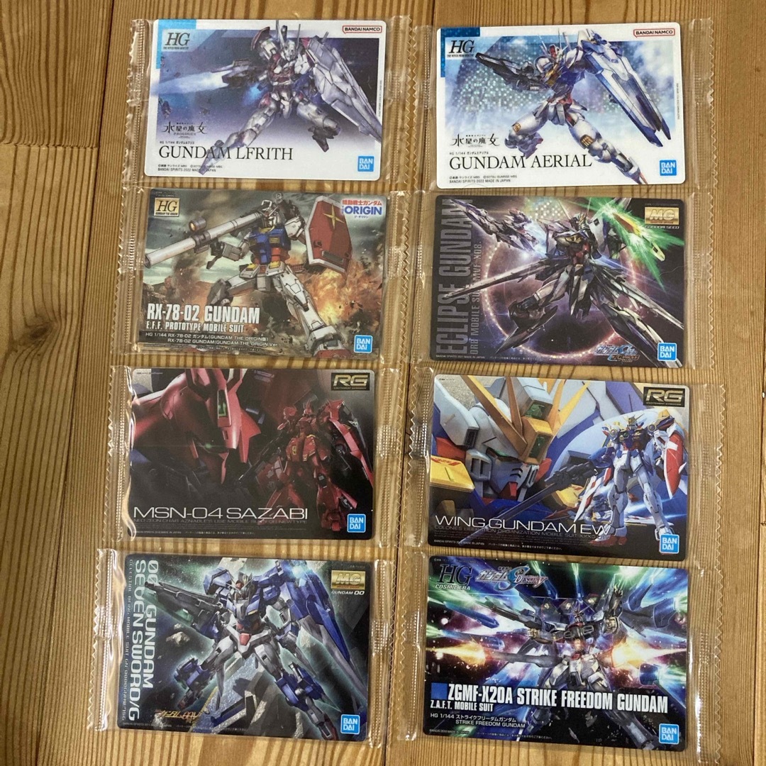 BANDAI(バンダイ)のガンダムパッケージアートコレクション16枚セット エンタメ/ホビーのアニメグッズ(カード)の商品写真