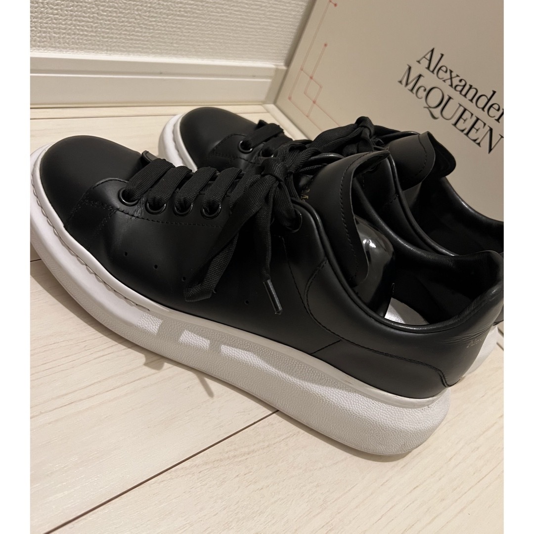 Alexander McQueen(アレキサンダーマックイーン)の【美品】Alexander McQueen オーバーサイズドスニーカー メンズの靴/シューズ(スニーカー)の商品写真