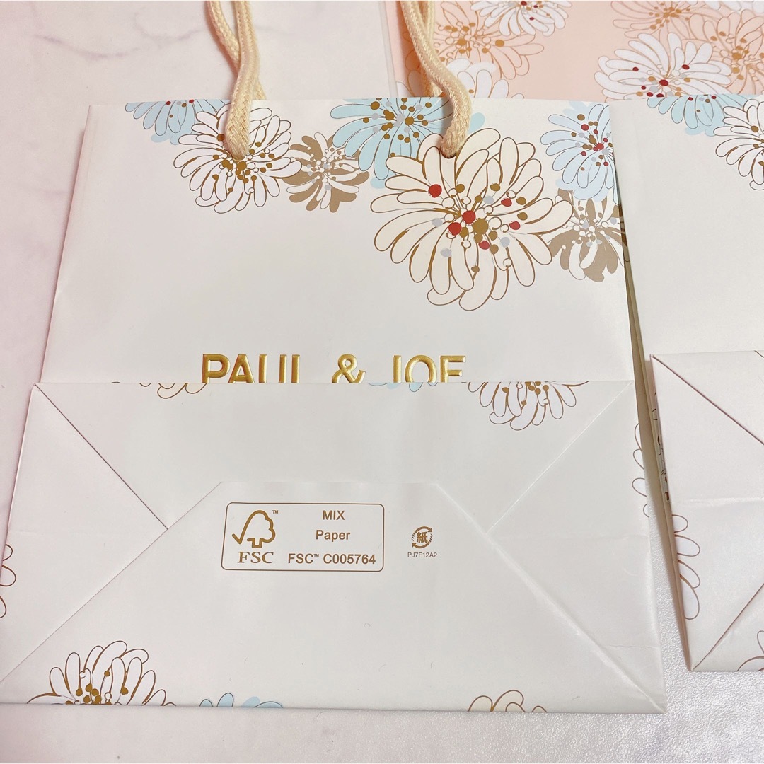 PAUL & JOE(ポールアンドジョー)のPAUL AND JOE ショッパー 袋 即購入 ギフト レディースのバッグ(ショップ袋)の商品写真