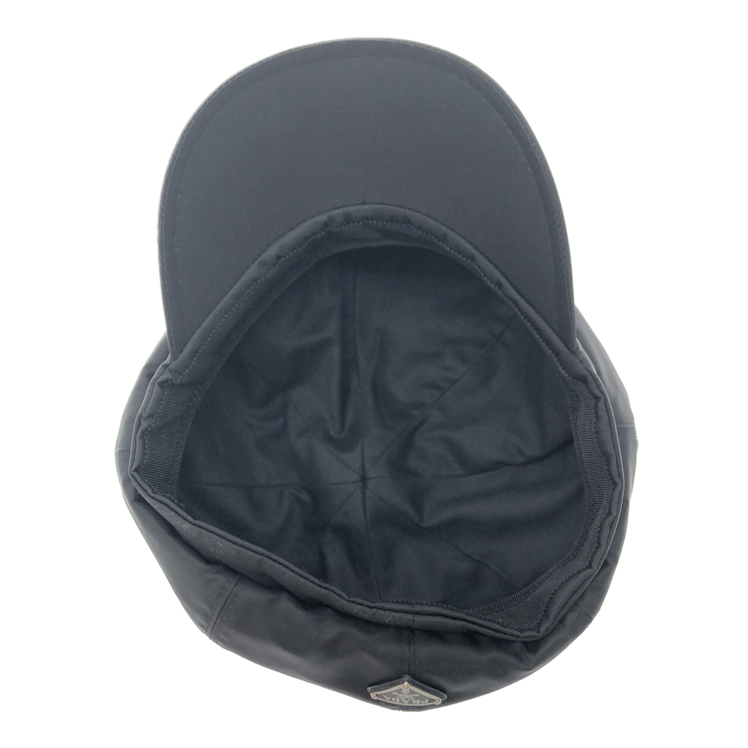 PRADA(プラダ)のPRADA プラダ RE-NYLON 黒 トライアングルロゴハット キャップ キャスケット 帽子 アパレル Mサイズ 1HC551 2DMI レディースの帽子(キャスケット)の商品写真