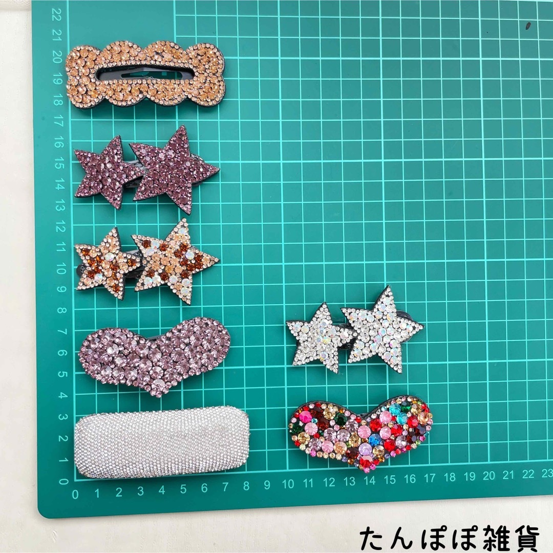 1個 ふわふわ大きめ四角形 キラキラストーン満々 パッチンピンヘアピン 大きめ 1個 ふわふわ大きめ四角形 キラキラストーン満々 パッチンピンヘアピン 大きめ