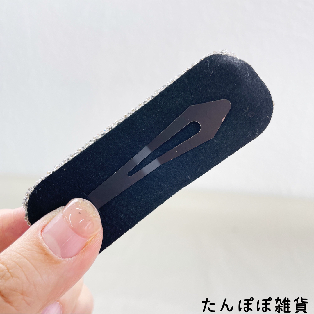 1個 ふわふわ大きめ四角形 キラキラストーン満々 パッチンピン 1個 ふわふわ大きめ四角形 キラキラストーン満々 パッチンピン