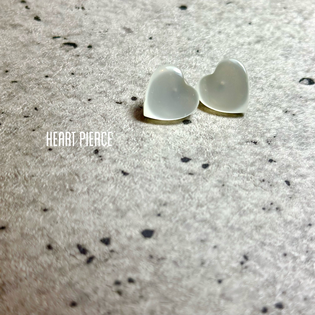 【送料無料❣️】heart pierce♥ レディースのアクセサリー(ピアス)の商品写真