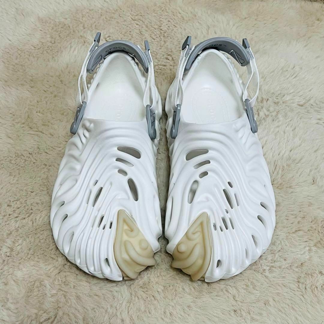 crocs(クロックス)の【ほぼ未使用】CROCS × SALEHE BEMBURY コラボ サンダル メンズの靴/シューズ(サンダル)の商品写真