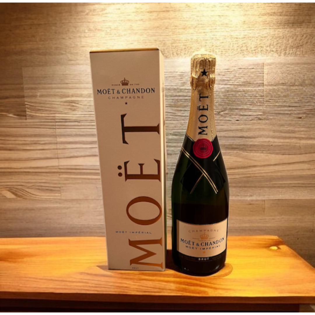 MOËT & CHANDON - 未開栓 モエシャンドン 750ml 箱付きの通販 by まめ ...