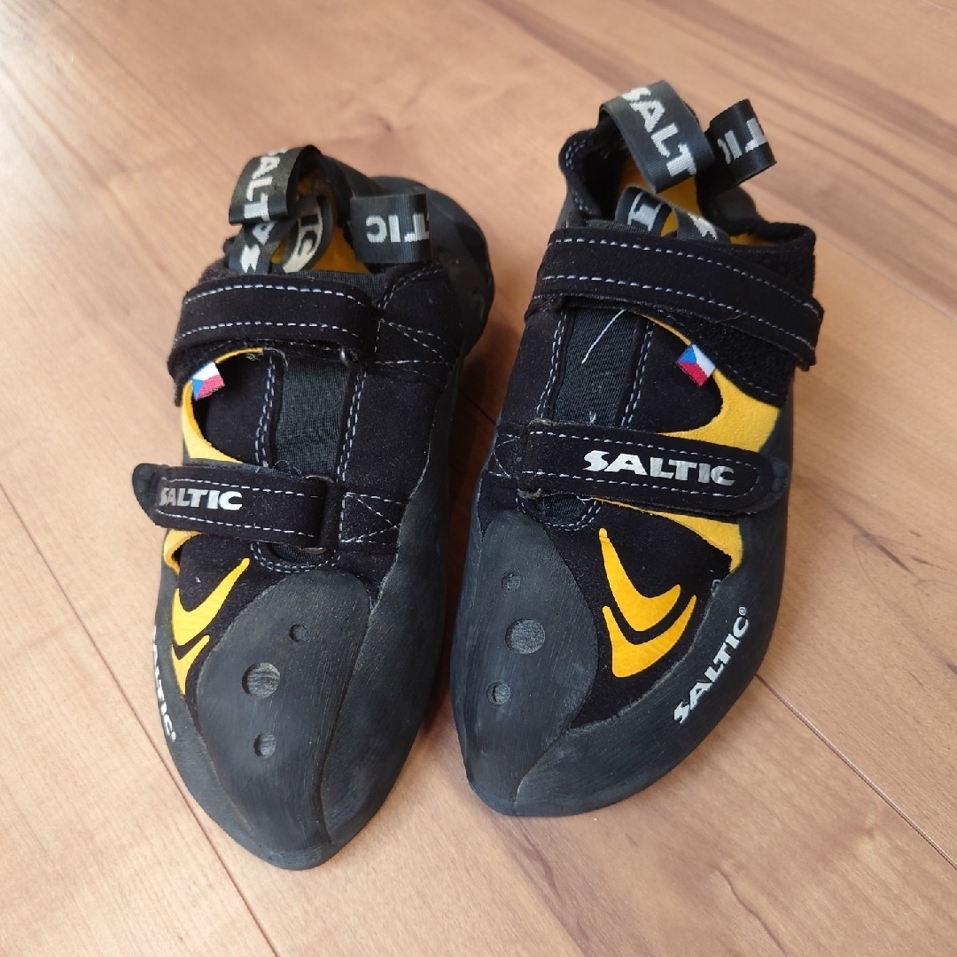 SALTIC ボルダリングシューズ スポーツ/アウトドアのアウトドア(登山用品)の商品写真