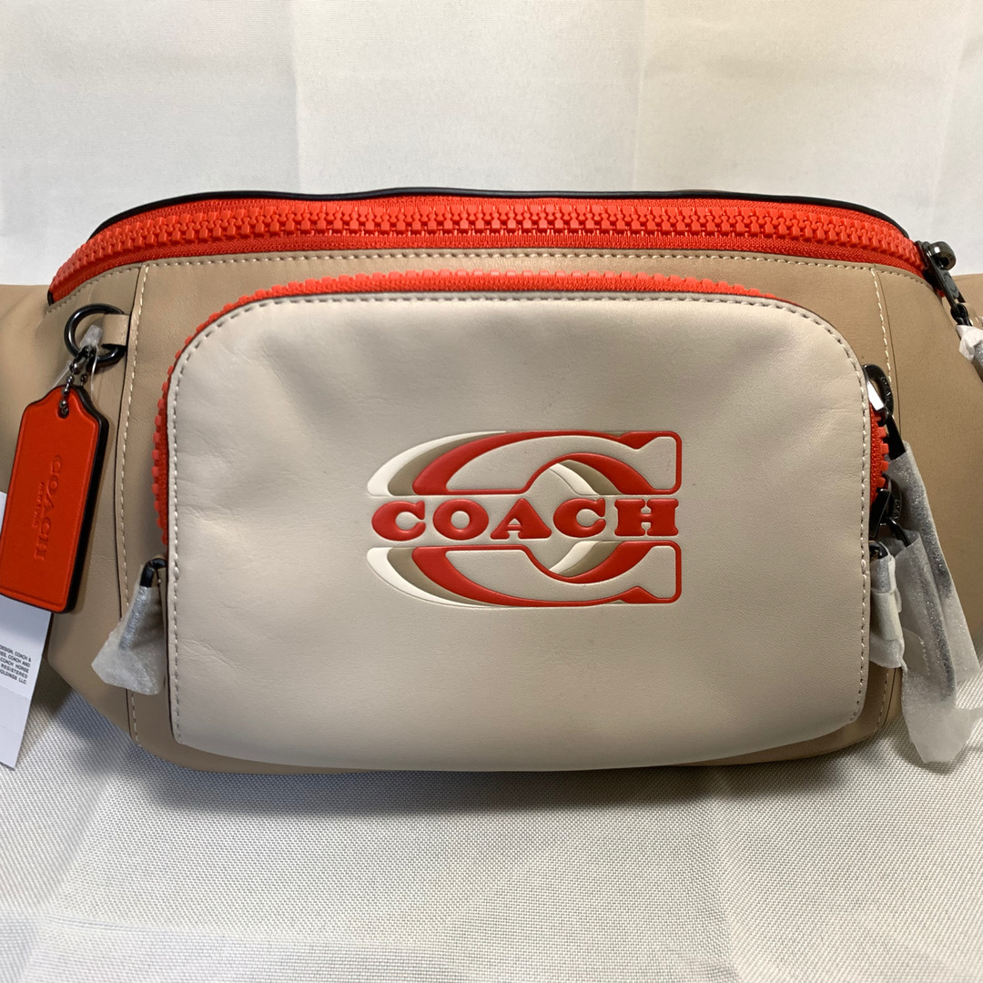 COACH コーチ ウエストポーチ ボディバッグ 新品 タグ付き 日本未発売 | フリマアプリ ラクマ