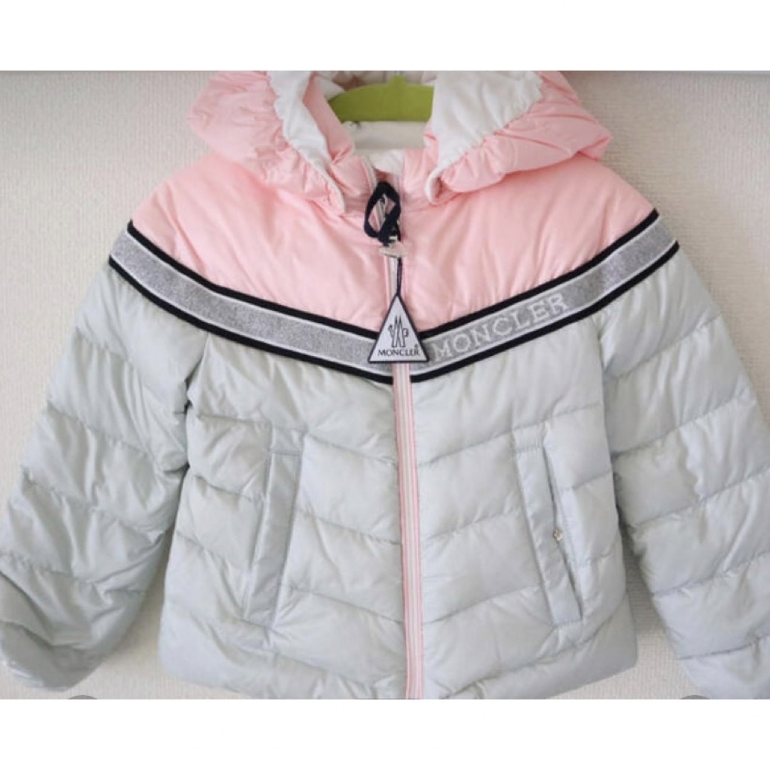 MONCLER(モンクレール)のモンクレール　100センチ　ジャケット キッズ/ベビー/マタニティのキッズ服女の子用(90cm~)(コート)の商品写真