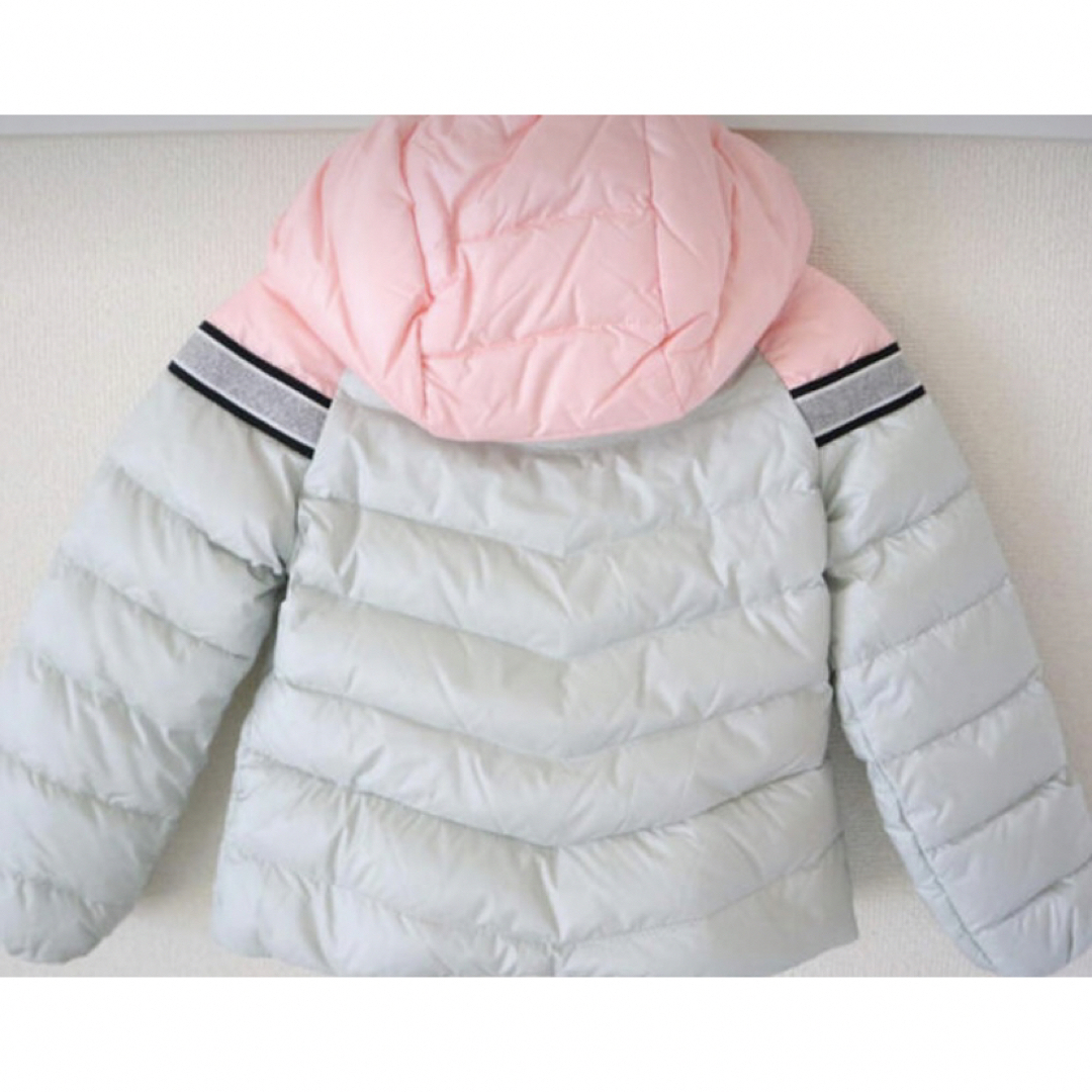 MONCLER(モンクレール)のモンクレール　100センチ　ジャケット キッズ/ベビー/マタニティのキッズ服女の子用(90cm~)(コート)の商品写真