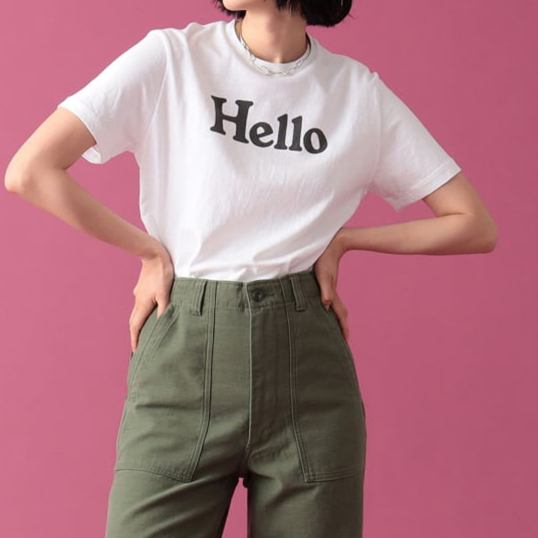 MADISONBLUE(マディソンブルー)のMADISONBLUE マディソンブルー　Hello Crew Neck Tee レディースのトップス(Tシャツ(半袖/袖なし))の商品写真