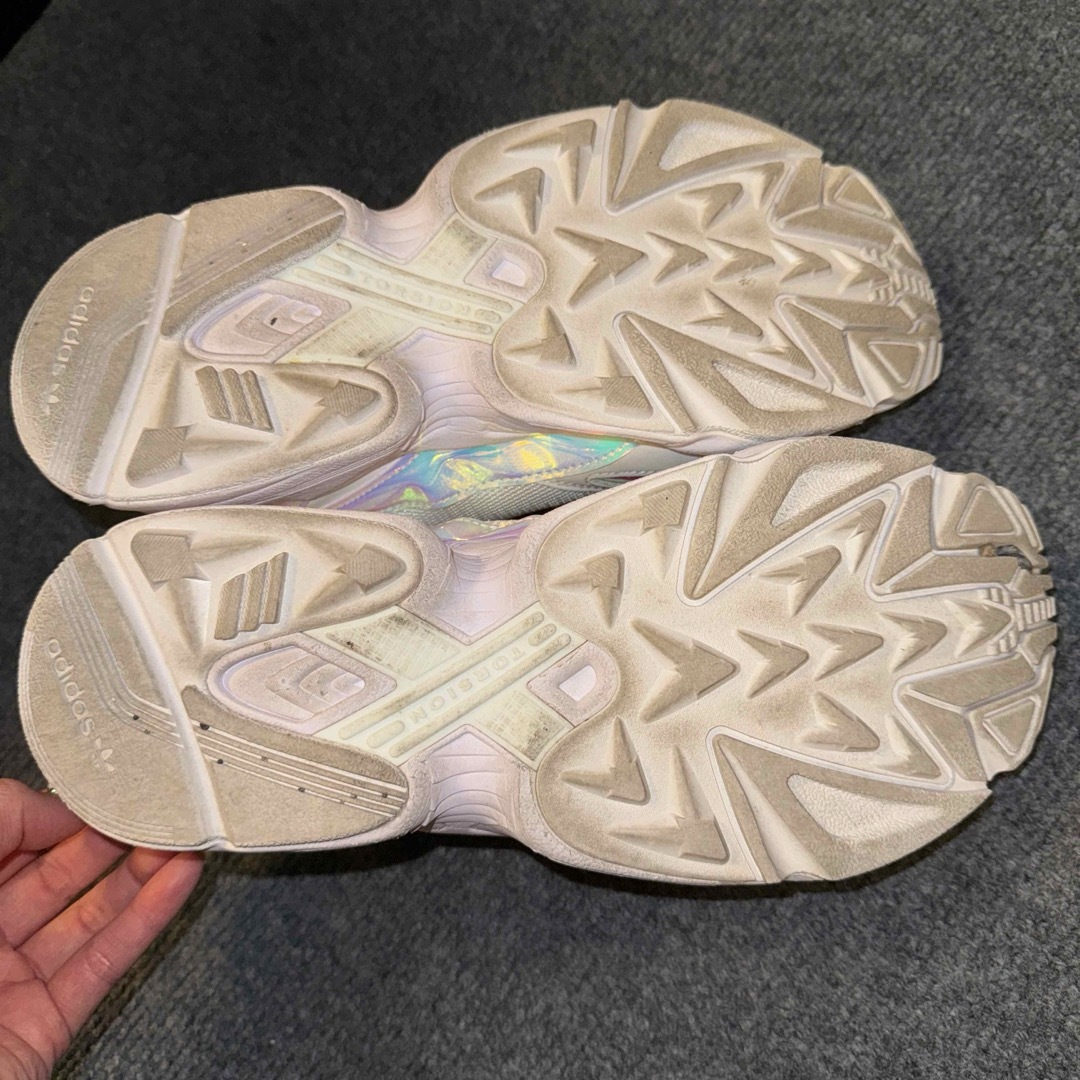 adidas(アディダス)のadidas スニーカー ファルコン FX3432 メンズの靴/シューズ(スニーカー)の商品写真