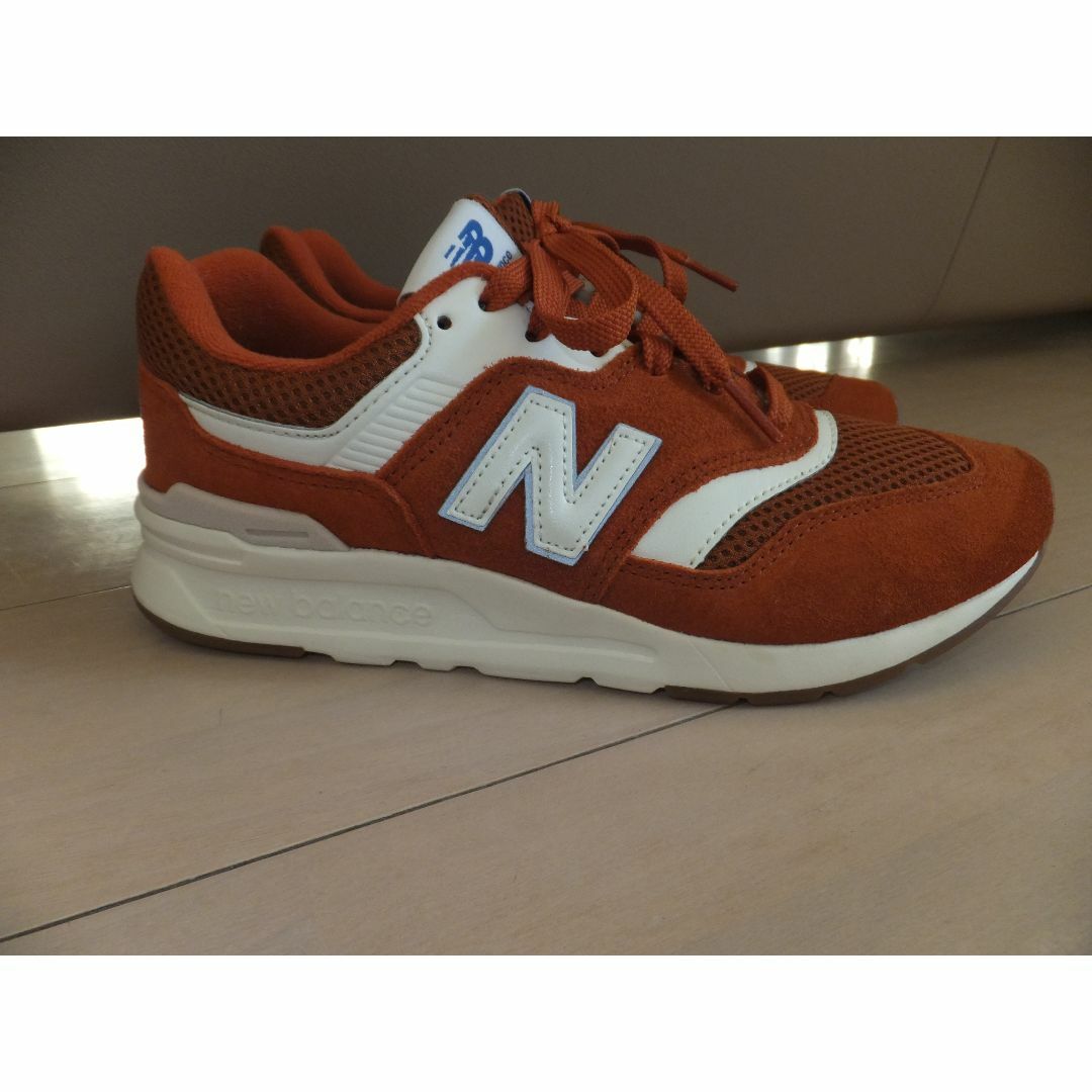 New Balance(ニューバランス)のニューバランス CM997HTG スニーカー（オレンジ）25.0cm レディースの靴/シューズ(スニーカー)の商品写真