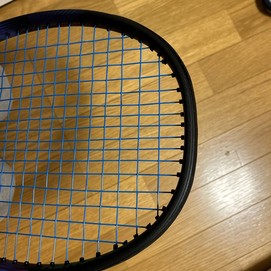 YONEX(ヨネックス)のＶCORE PRO100 スポーツ/アウトドアのテニス(ラケット)の商品写真