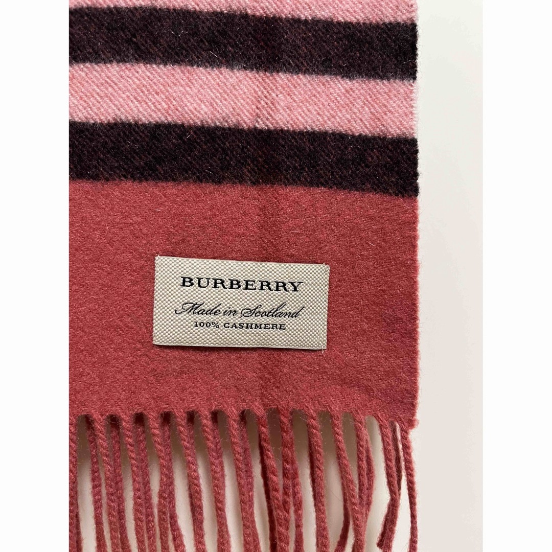 BURBERRY(バーバリー)のBURBERRY　バーバリー　マフラー　カシミア100％　ピンク系　未使用に近い レディースのファッション小物(マフラー/ショール)の商品写真