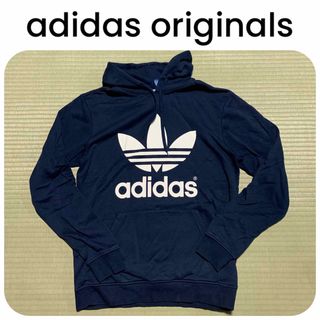 オリジナルス(Originals（adidas）)のadidas originals  アディダス　ロゴパーカー　フーディー(パーカー)