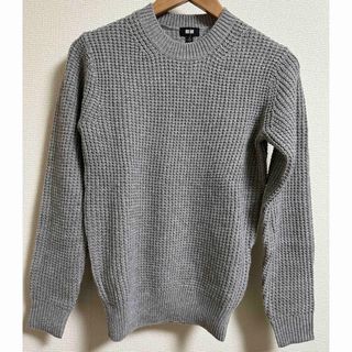 ユニクロ(UNIQLO)のユニクロ　ミドルゲージ　ワッフルクルーネックセーター　グレー　新品未使用(ニット/セーター)