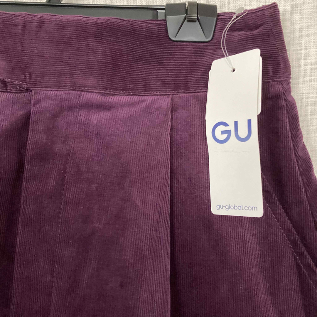 GU(ジーユー)のタグ付き新品GU★あったか可愛いコーデュロイフレアスカートAMパープルM〜L相当 レディースのスカート(ロングスカート)の商品写真