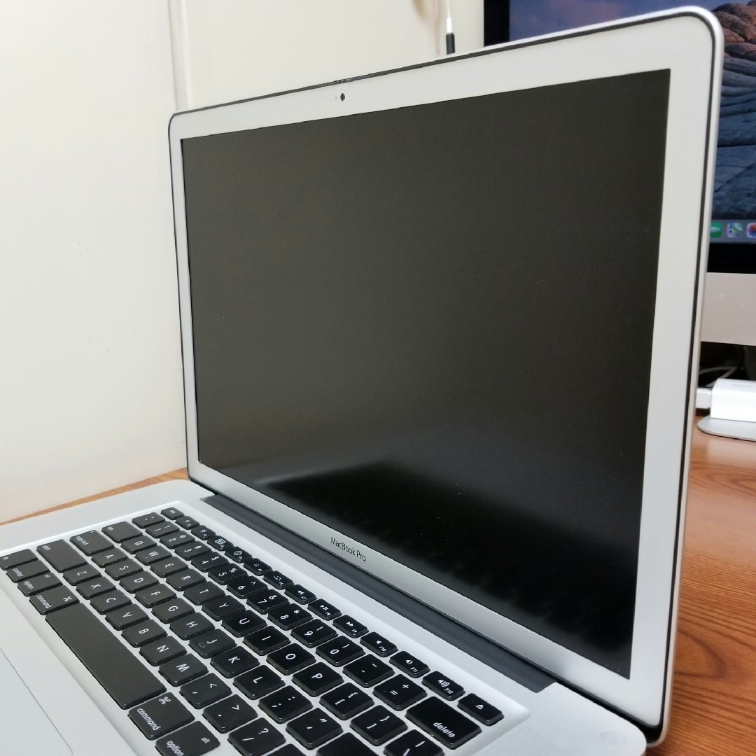 Apple - 超美品 Macbook Pro 15インチ 8GB/SSD128GB 高精細液晶の通販