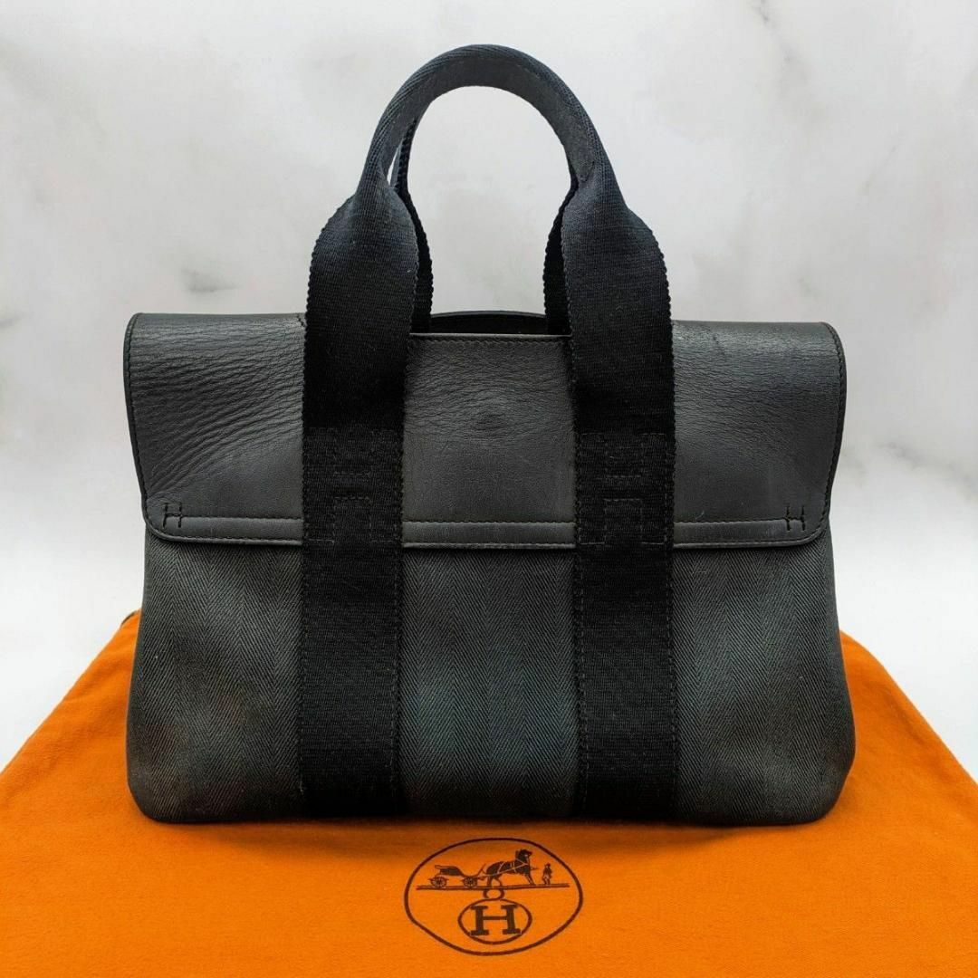 Hermes(エルメス)のHERMES エルメス ヴァルパライソ PM ブラック 男女兼用 トート 正規品 レディースのバッグ(トートバッグ)の商品写真