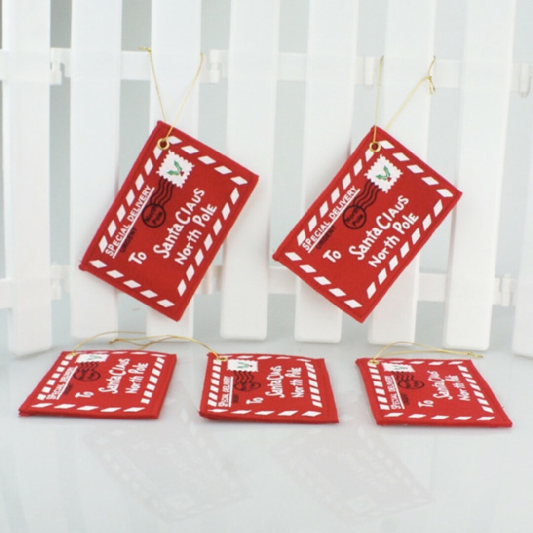 クリスマス 封筒型 オーナメント 3枚 英語 ロゴ ギフト 装飾品 赤 吊るし インテリア/住まい/日用品のインテリア小物(置物)の商品写真