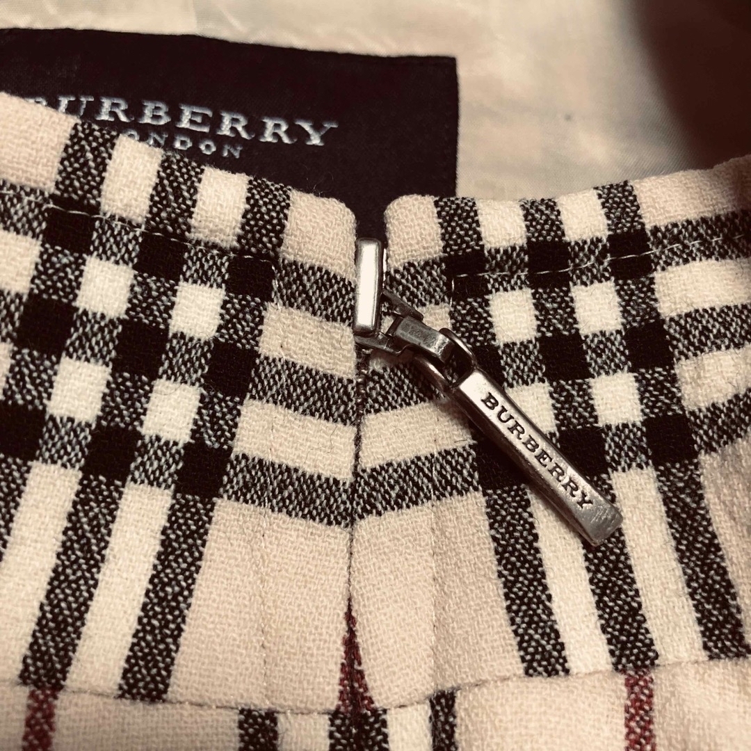 BURBERRY(バーバリー)のバーバリー ノバチェック ベスト 13サイズ ベージュ レディースのトップス(ベスト/ジレ)の商品写真