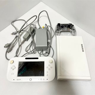 ウィーユー(Wii U)のWiiU本体　32GB (家庭用ゲーム機本体)