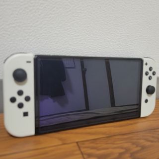 ニンテンドースイッチ(Nintendo Switch)のNintendo Switch 有機ELモデル ホワイトカラー(家庭用ゲーム機本体)