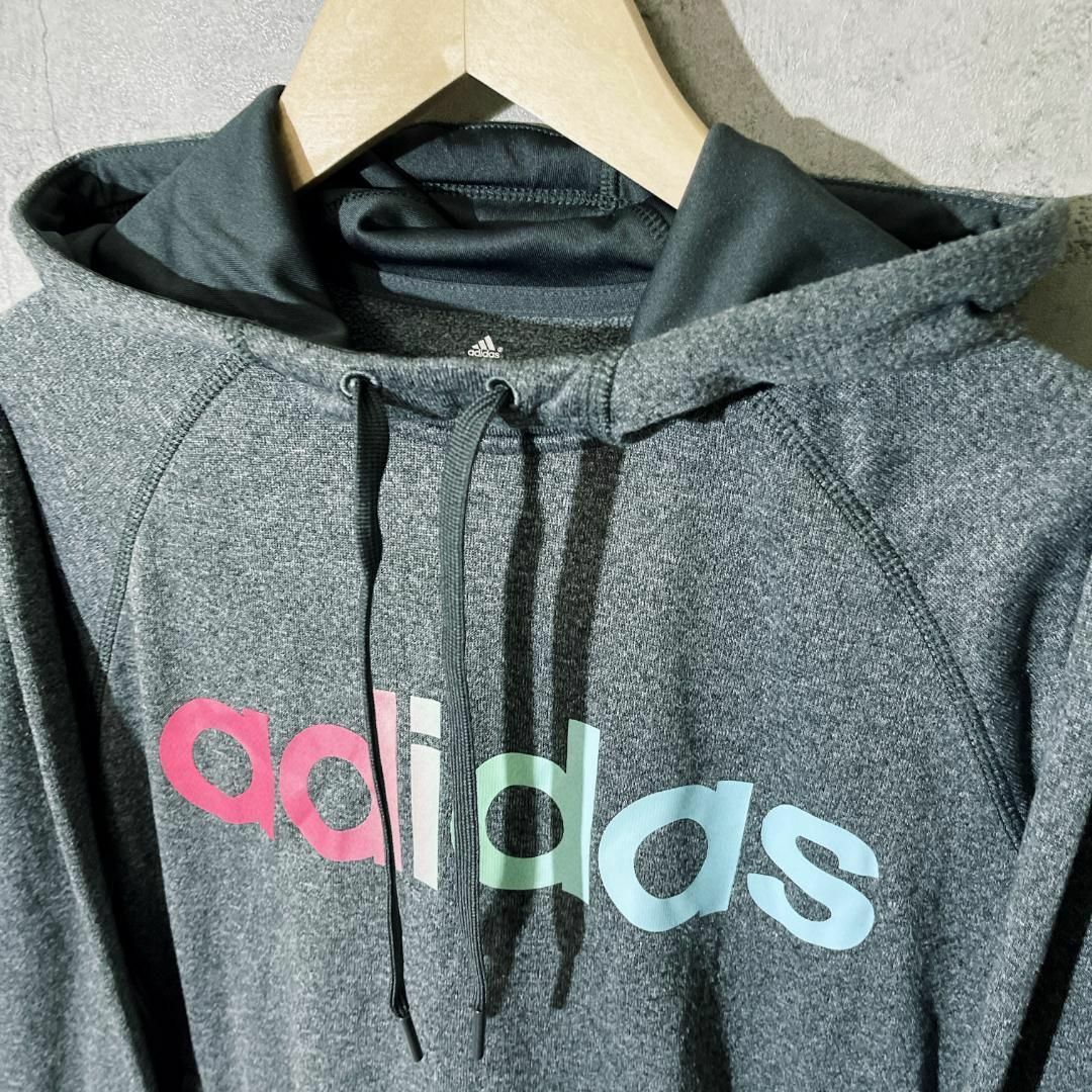 ♦️新品ダク付き♦️adidas アディダス　パーカー　フーディ