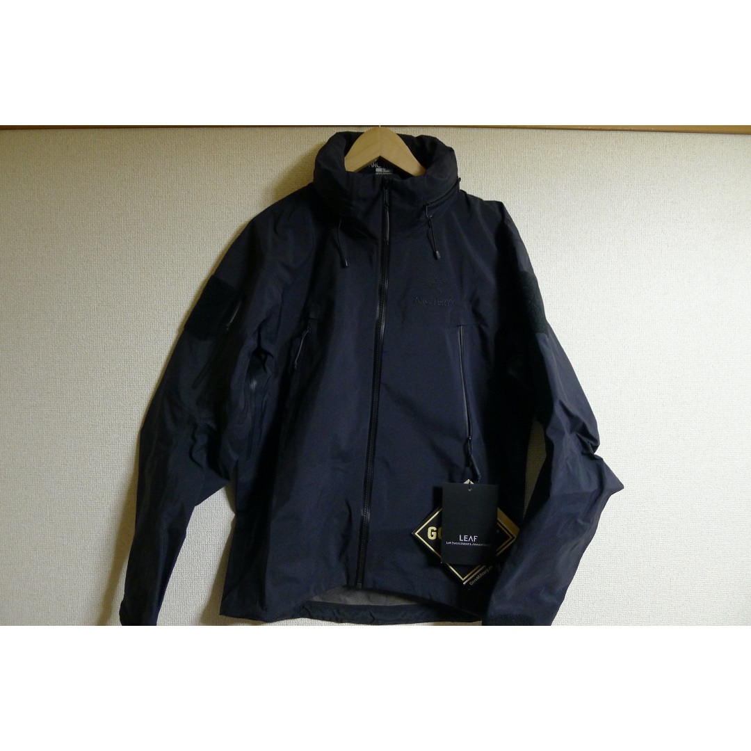 ARC'TERYX(アークテリクス)のARC'TERYX LEAF ALPHA JACKET メンズのジャケット/アウター(ナイロンジャケット)の商品写真