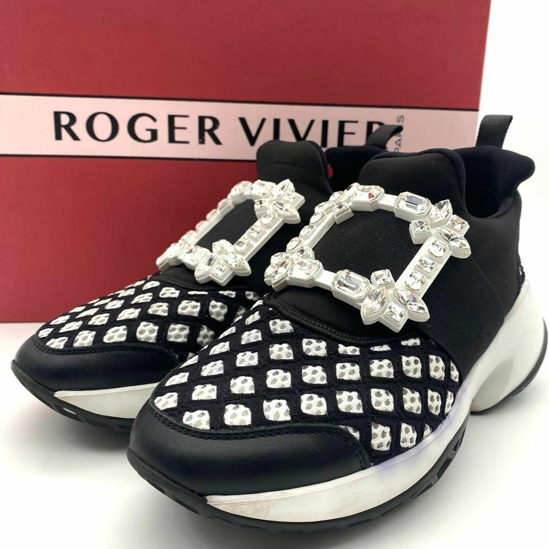 ROGER VIVIER　ヴィヴランストラスバックルシューズ　ブラック