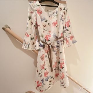 ウィルセレクション(WILLSELECTION)のウィルセレクション　花柄ワンピース(ひざ丈ワンピース)