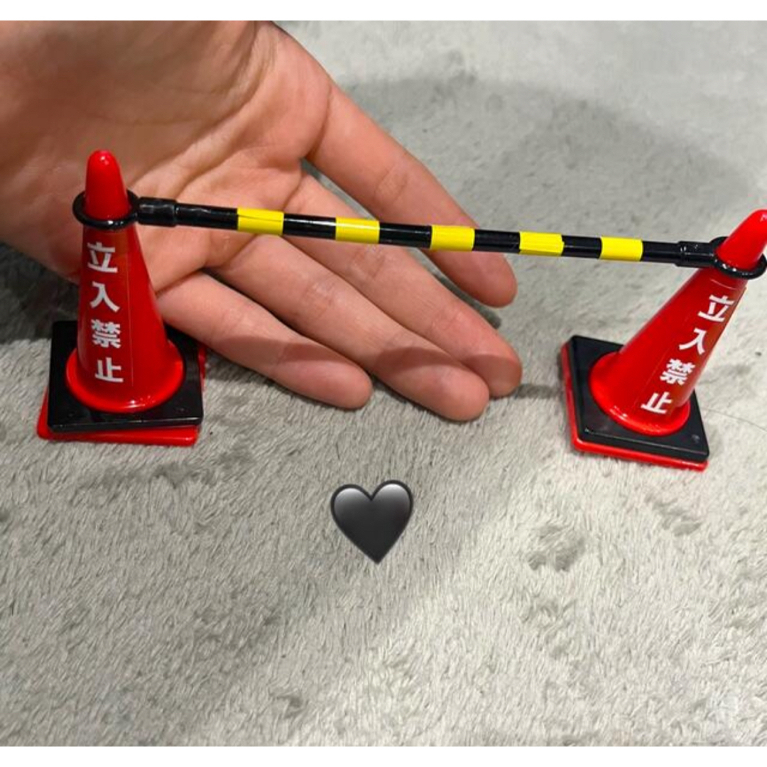 ‪꒰新品꒱‬ミニチュア 工事セット 道路整備 コーン  3点♡ ハンドメイドのおもちゃ(ミニチュア)の商品写真