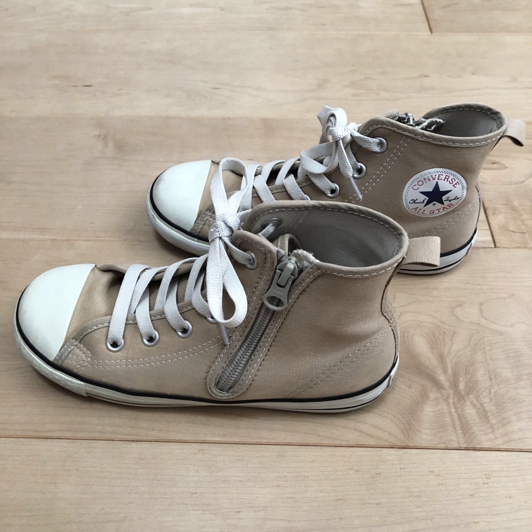 CONVERSE(コンバース)のコンバース　オールスター　ハイカットスニーカー　21.0 ベージュ キッズ/ベビー/マタニティのキッズ靴/シューズ(15cm~)(スニーカー)の商品写真