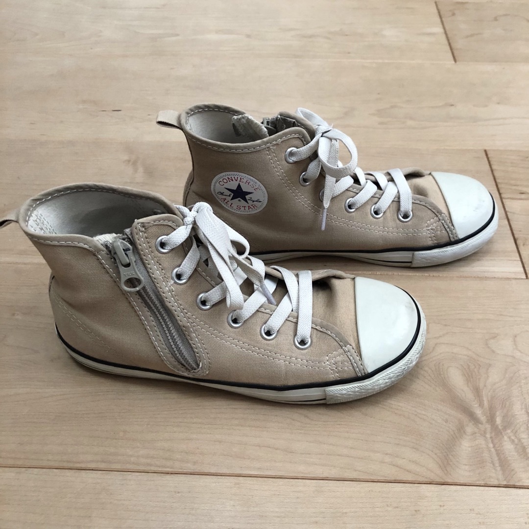 CONVERSE(コンバース)のコンバース　オールスター　ハイカットスニーカー　21.0 ベージュ キッズ/ベビー/マタニティのキッズ靴/シューズ(15cm~)(スニーカー)の商品写真