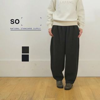 ソー(SO)の美品 SO エスオー サルエル タック ウール ワイドパンツ 黒(カジュアルパンツ)