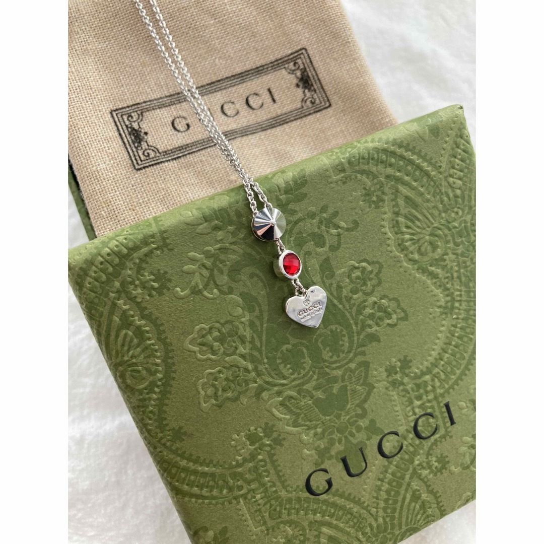 Gucci(グッチ)のGUCCI ハートモチーフ ネックレス  レディースのアクセサリー(ネックレス)の商品写真