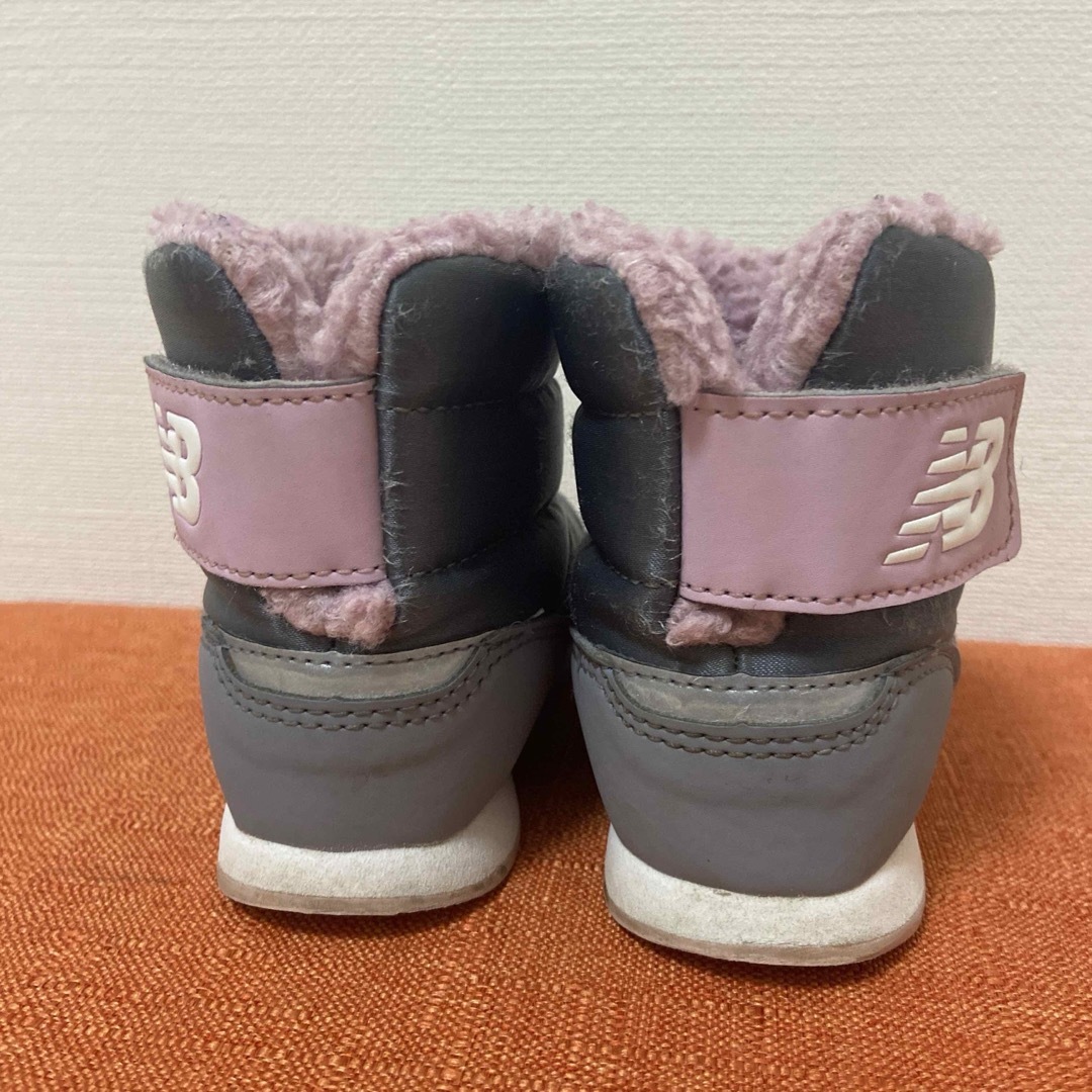 New Balance(ニューバランス)のニューバランス キッズ スノーブーツ 16cm キッズ/ベビー/マタニティのキッズ靴/シューズ(15cm~)(ブーツ)の商品写真